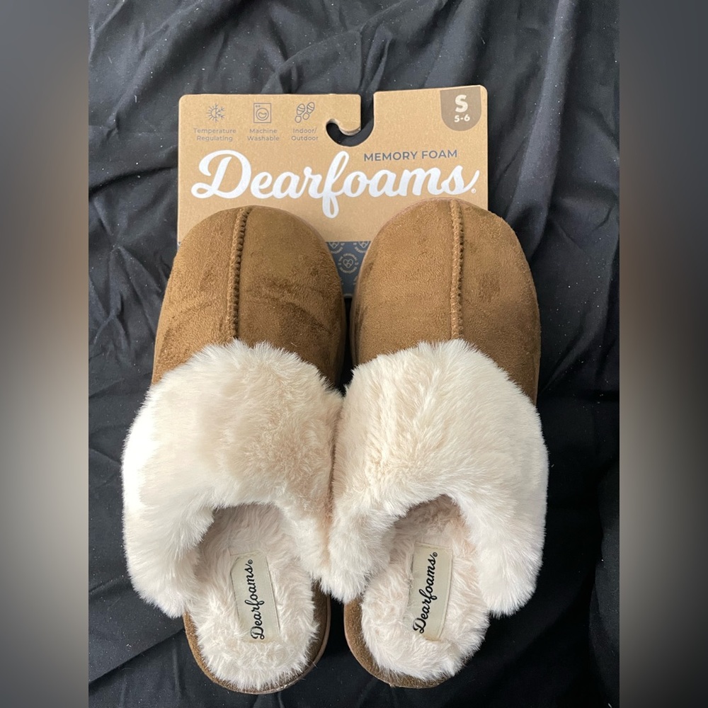 Dearfoam Slippers